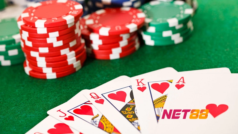 Poker 5 cây: Game bài đổi thưởng hấp dẫn không thể bỏ lỡ Thứ hạng của các lá bài trong Poker 5 cây